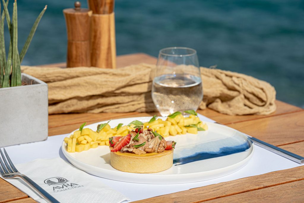 Avra Seaside Bar & Restaurant — photo 7